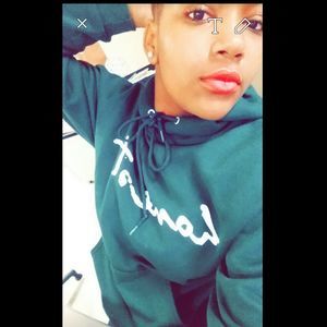 Meet your Posher, Priscilla